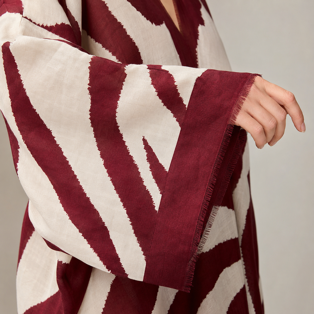 Kimono Animalier Bordeaux Écru — finition