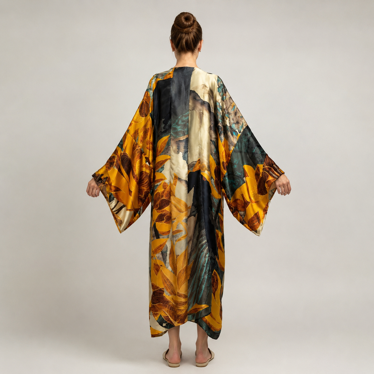 Kimono long floral ocre bleu pétrole — vue dos