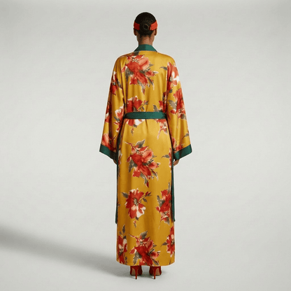 Lys rouges sur fond doré